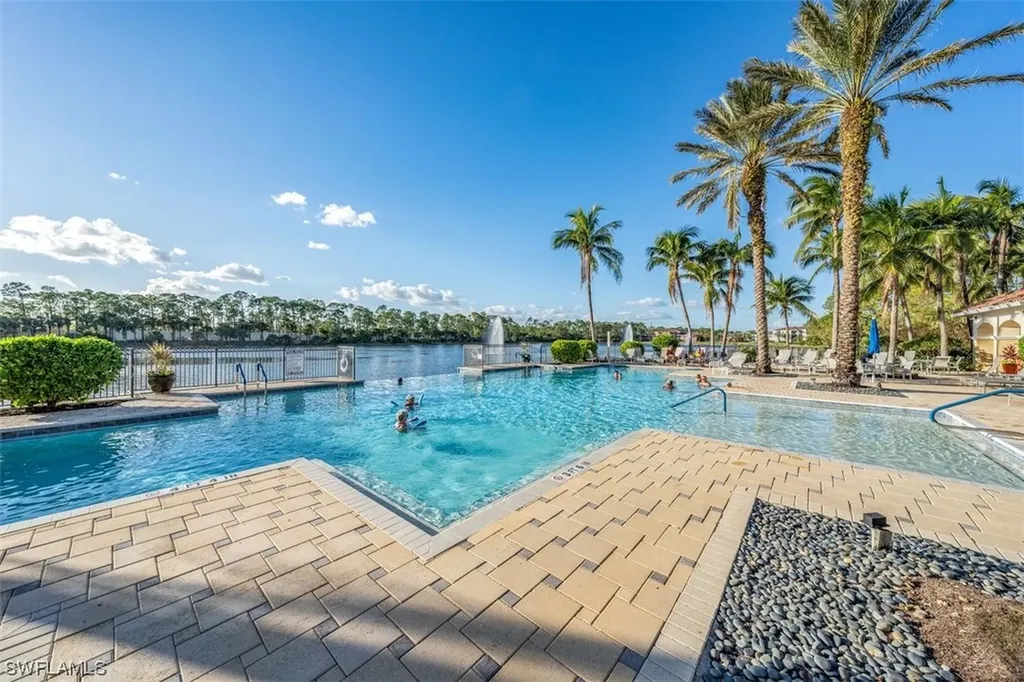 1882 Tarpon Bay Drive S Naples FL 34119