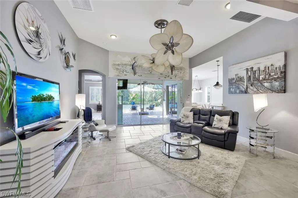 8130 Valiant Drive Naples FL 34104