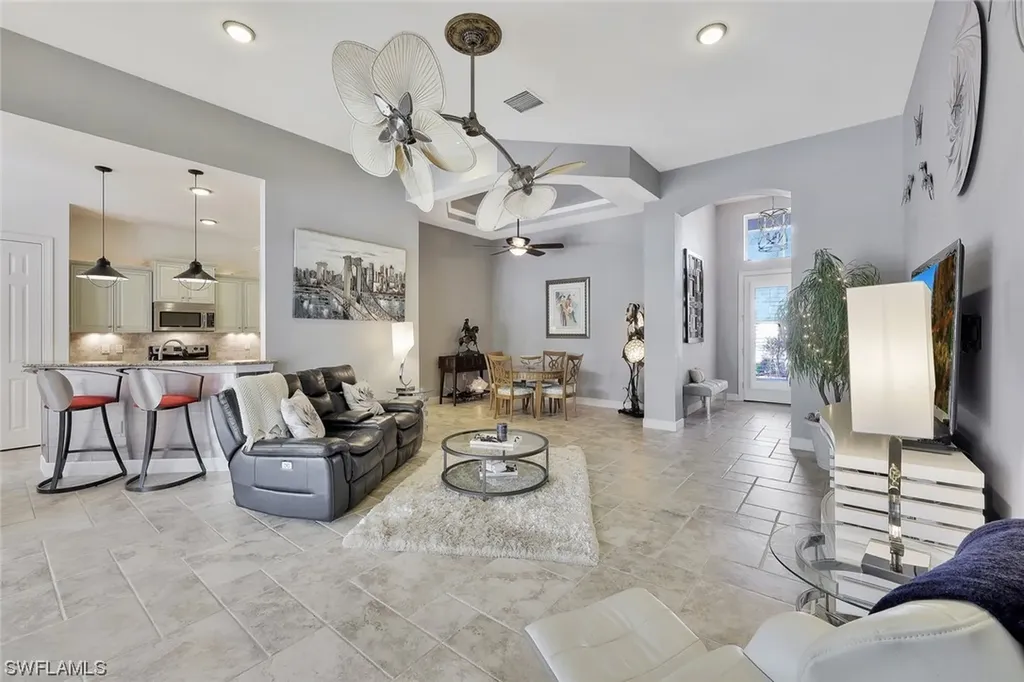 8130 Valiant Drive Naples FL 34104