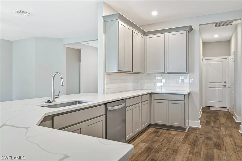 1000 SW 32nd Terrace Cape Coral FL 33914