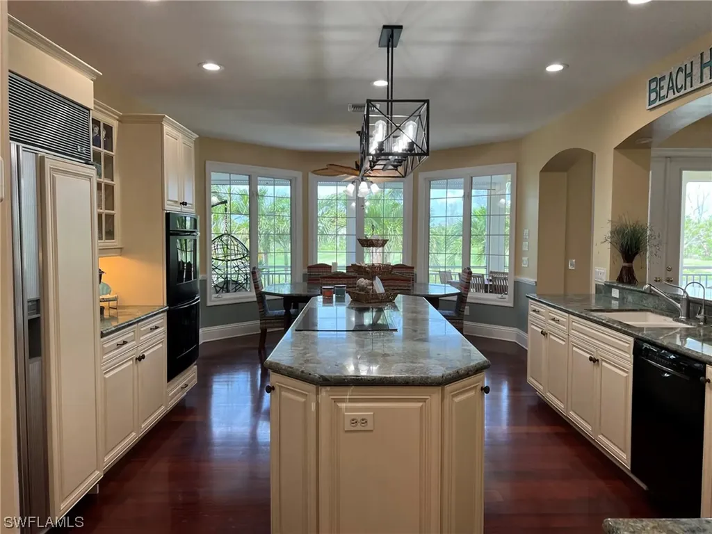 836 Birdie View Point Sanibel FL 33957