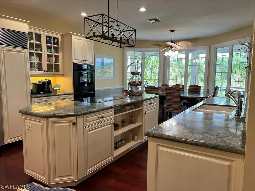 836 Birdie View Point Sanibel FL 33957