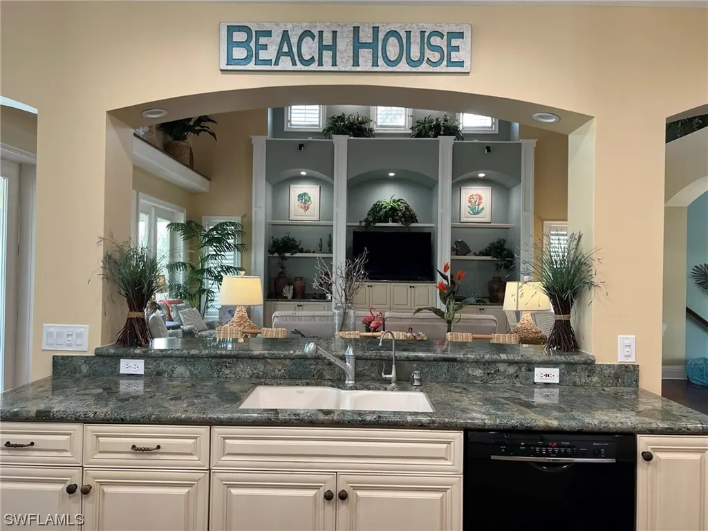 836 Birdie View Point Sanibel FL 33957