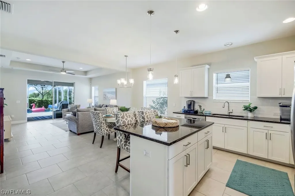 14466 Manchester Drive Naples FL 34114