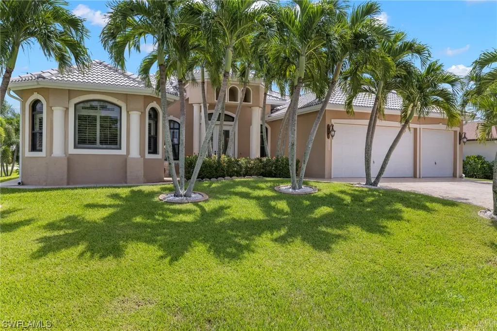 4901 SW 27th Place Cape Coral FL 33914