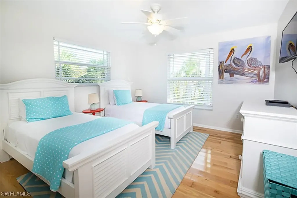 1388 Tahiti Drive Sanibel FL 33957