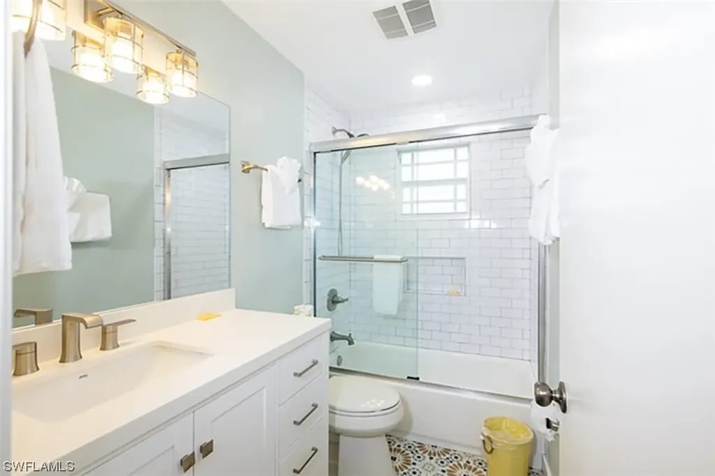 1388 Tahiti Drive Sanibel FL 33957