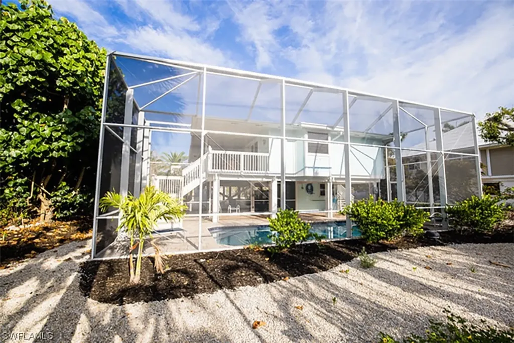 1388 Tahiti Drive Sanibel FL 33957