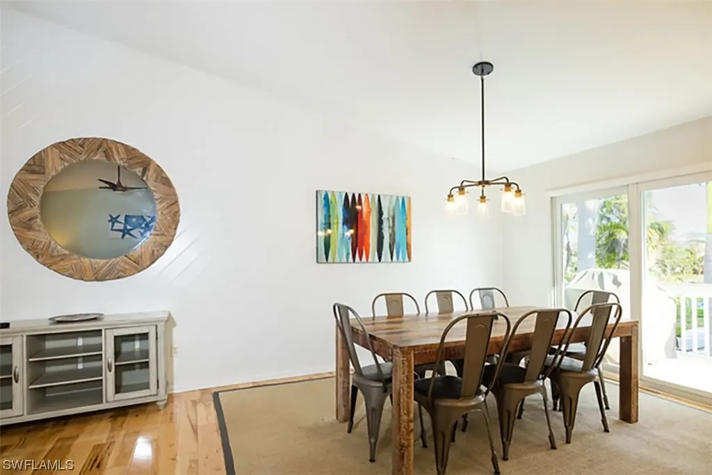 1388 Tahiti Drive Sanibel FL 33957