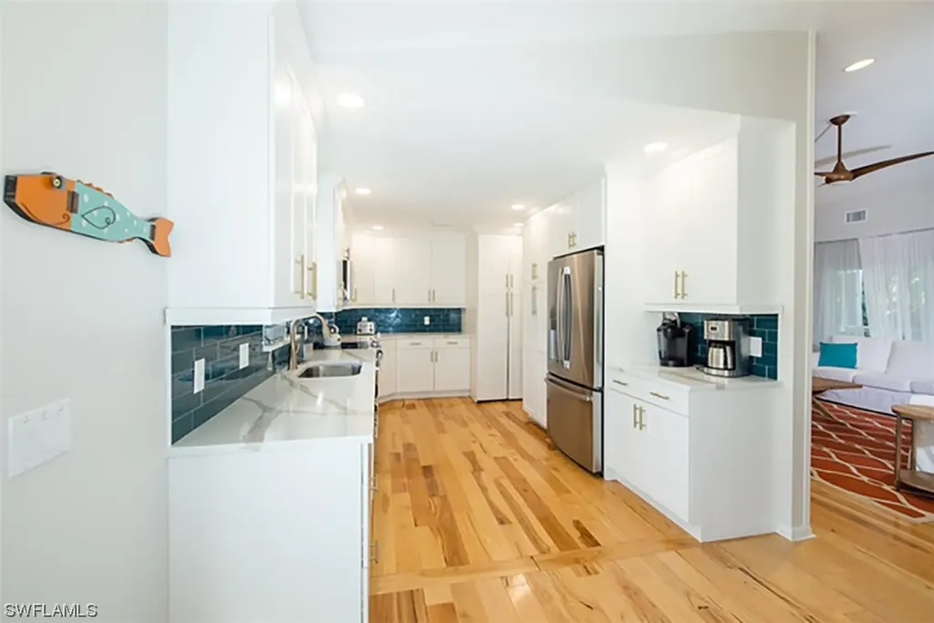 1388 Tahiti Drive Sanibel FL 33957