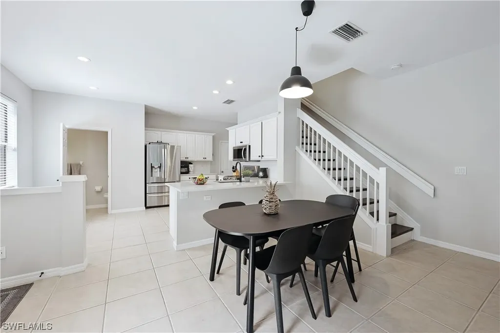 8480 Village Edge Circle Fort Myers FL 33919