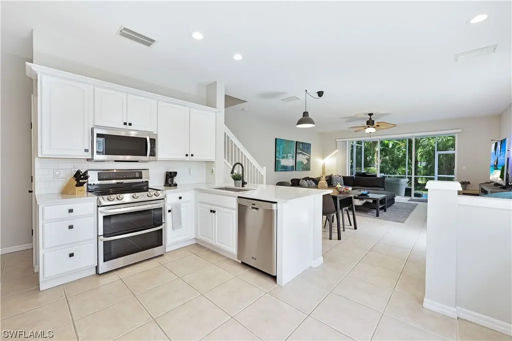 8480 Village Edge Circle Fort Myers FL 33919