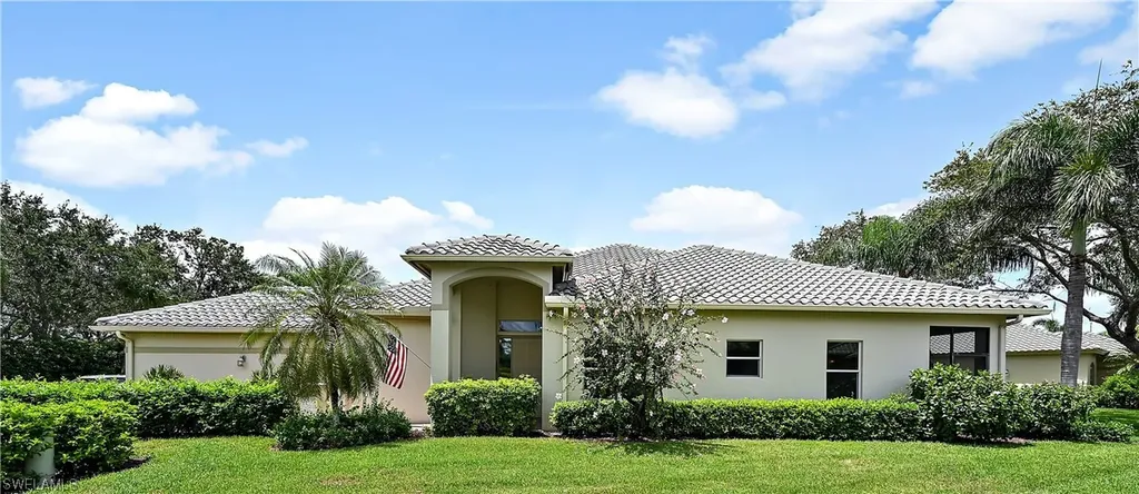 727 Vistana Circle Naples FL 34119