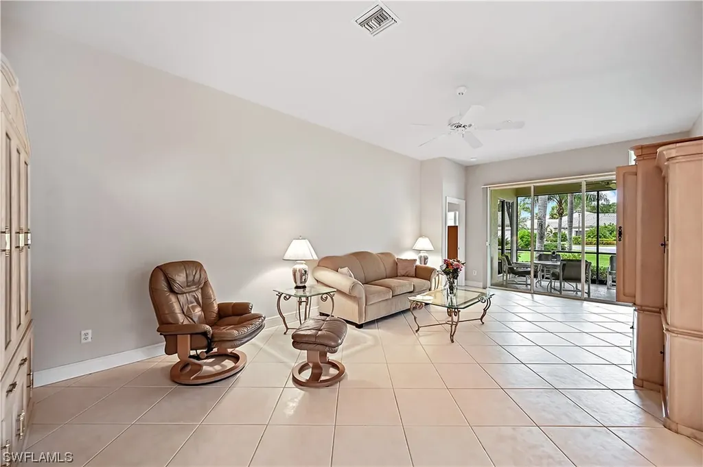 727 Vistana Circle Naples FL 34119