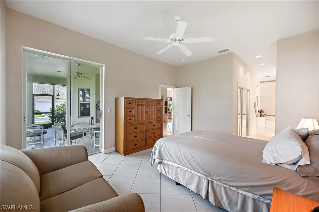 727 Vistana Circle Naples FL 34119