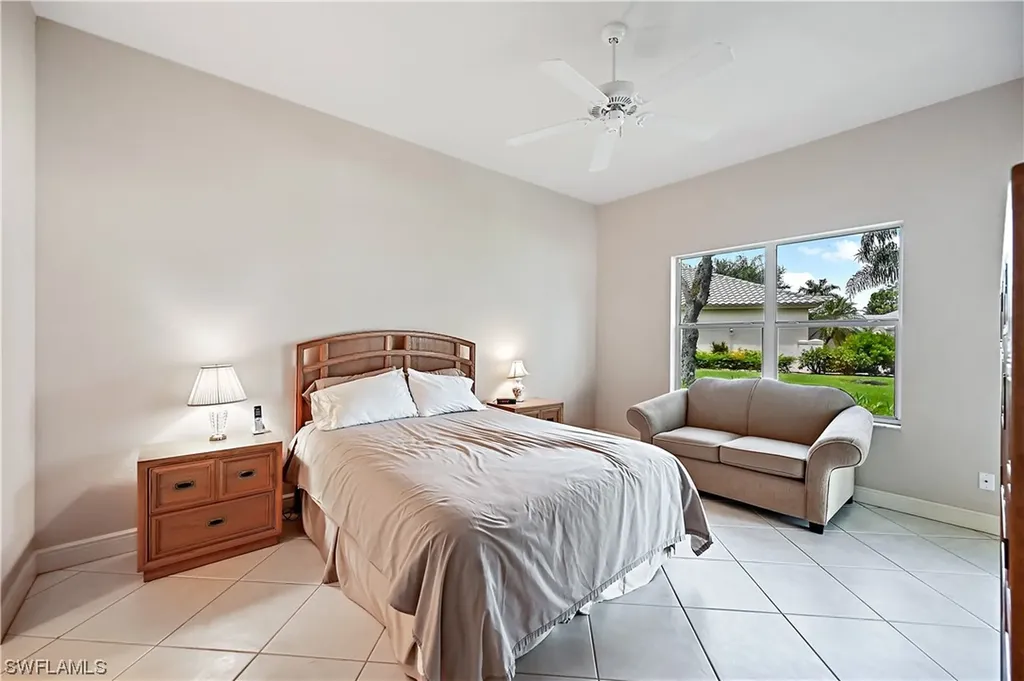 727 Vistana Circle Naples FL 34119