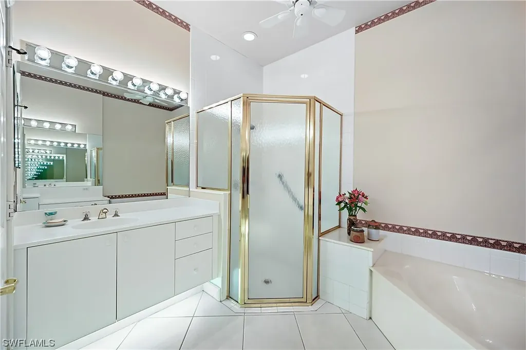 727 Vistana Circle Naples FL 34119