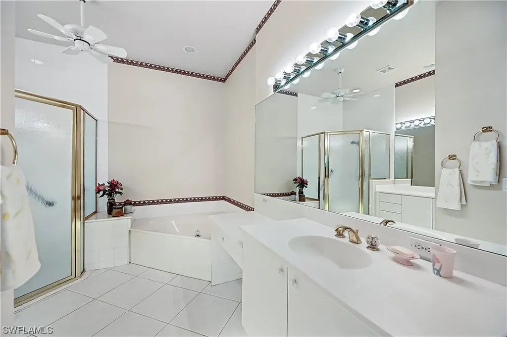 727 Vistana Circle Naples FL 34119