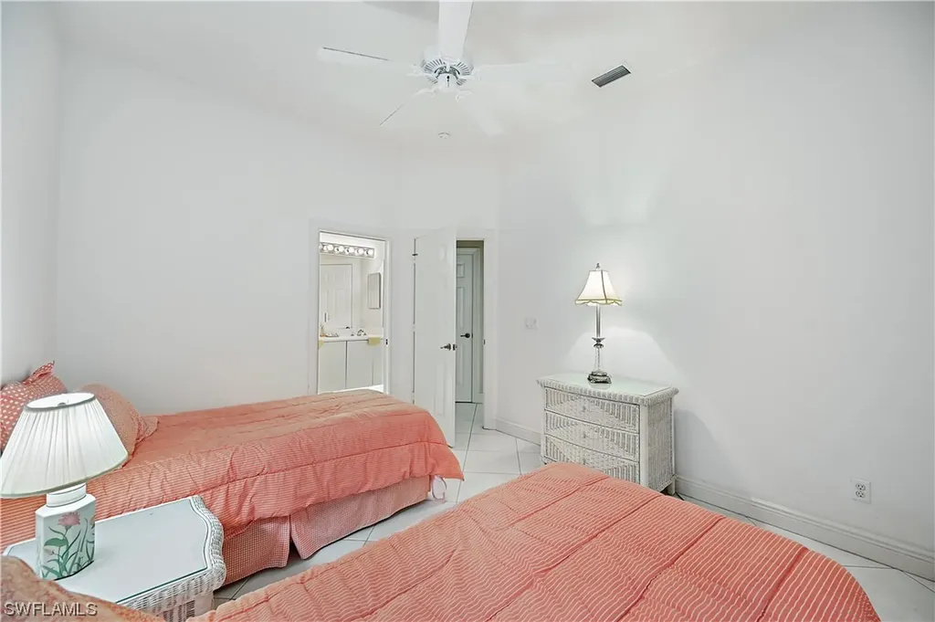 727 Vistana Circle Naples FL 34119