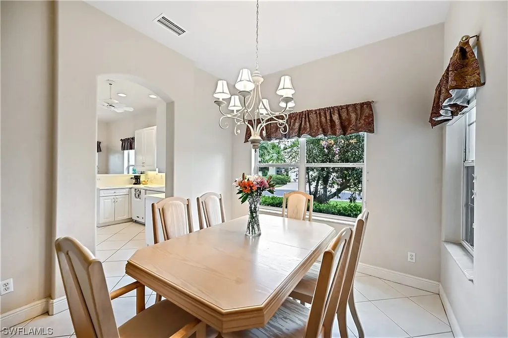 727 Vistana Circle Naples FL 34119