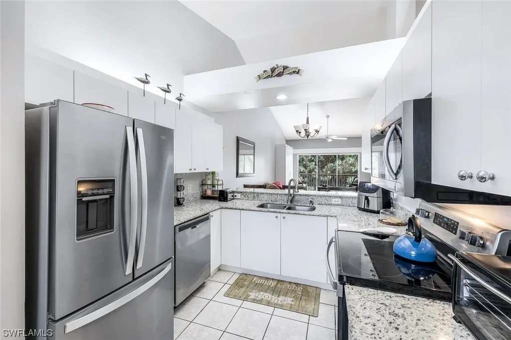 432 Valerie Way Naples FL 34104