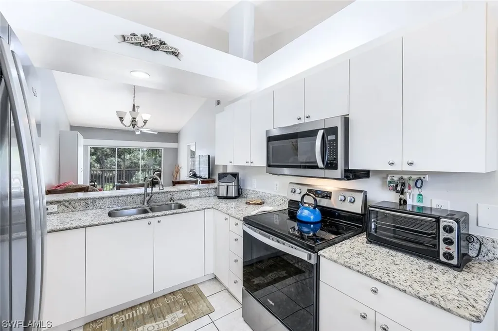 432 Valerie Way Naples FL 34104