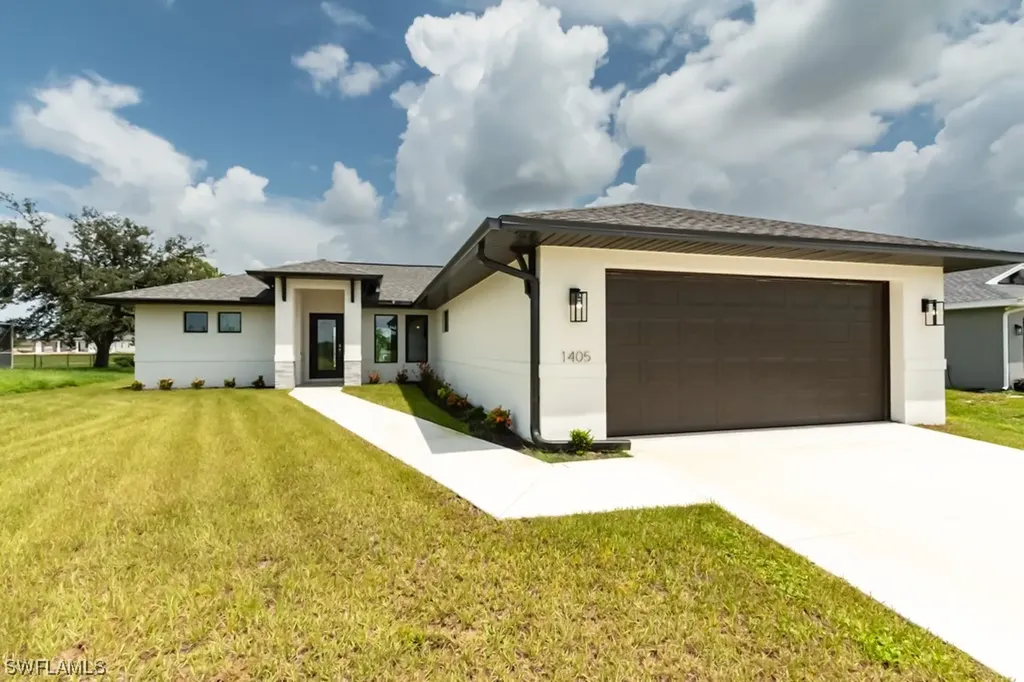 1405 NE 16th Place Cape Coral FL 33909