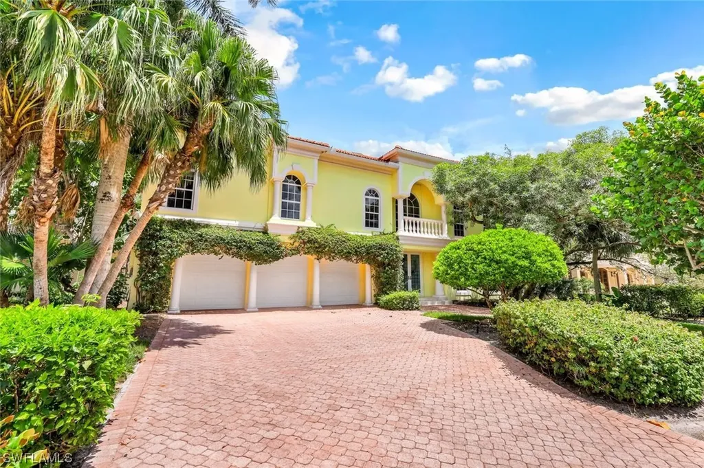 861 Hideaway Circle W Marco Island FL 34145