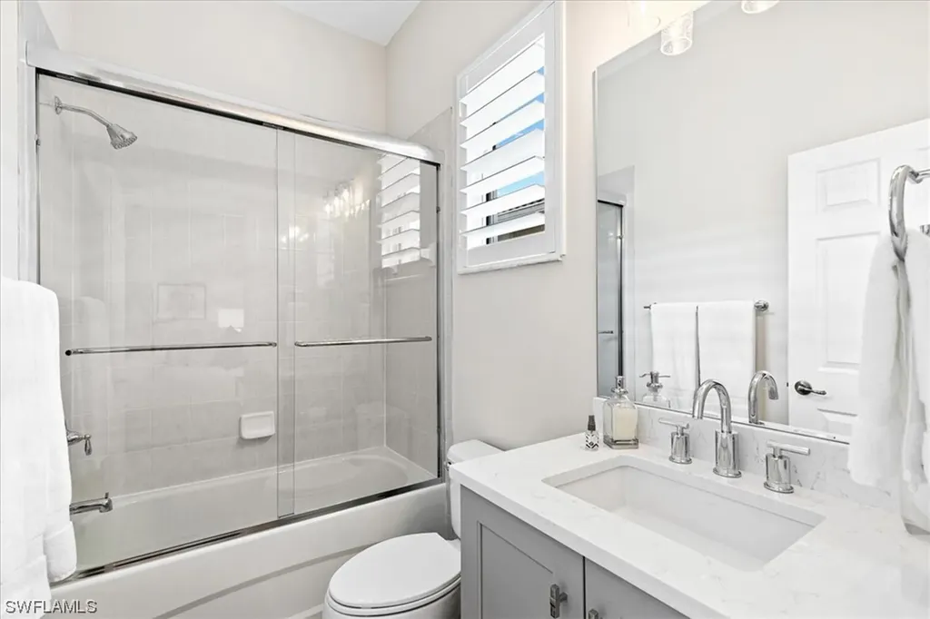 8868 Mustang Island Circle Naples FL 34113