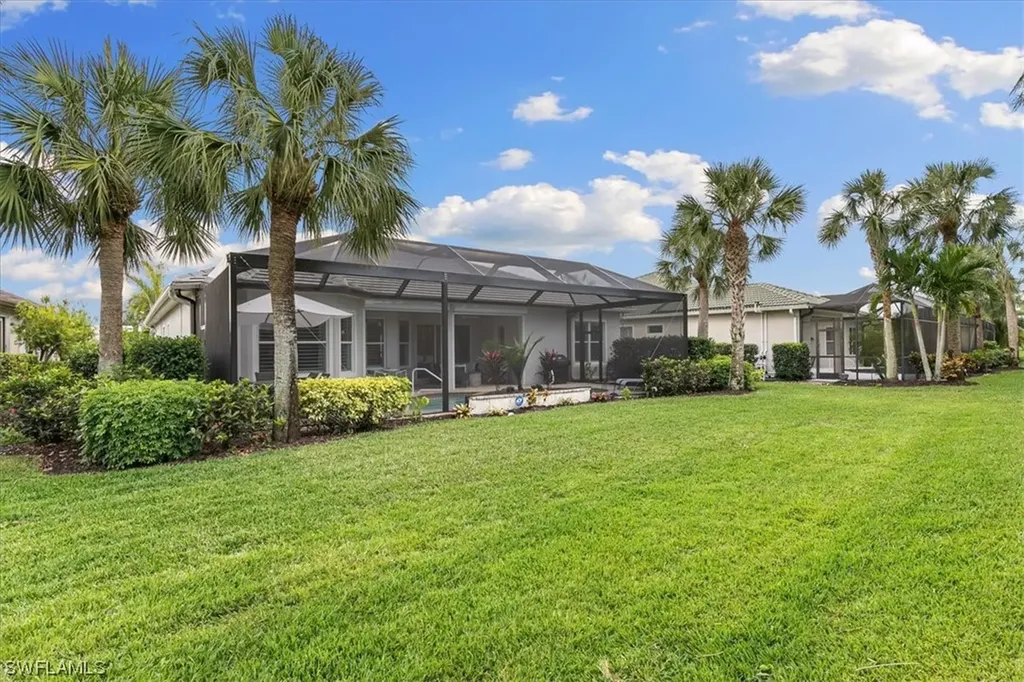 8868 Mustang Island Circle Naples FL 34113