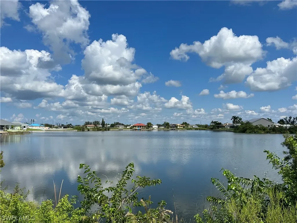 321 NE 17th Street Cape Coral FL 33909