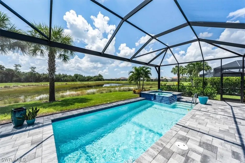 9515 Greyhawk Trail Naples FL 34120