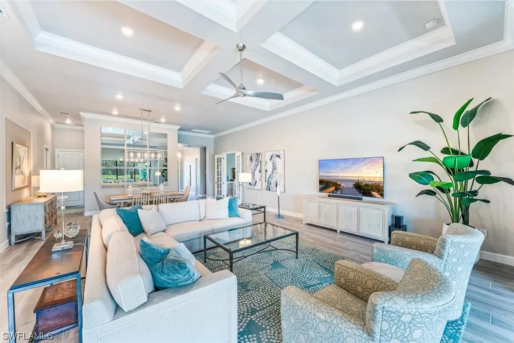 9515 Greyhawk Trail Naples FL 34120