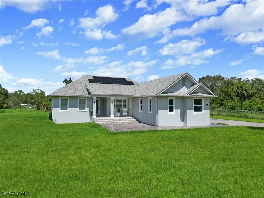3525 22nd Avenue SE Naples FL 34117
