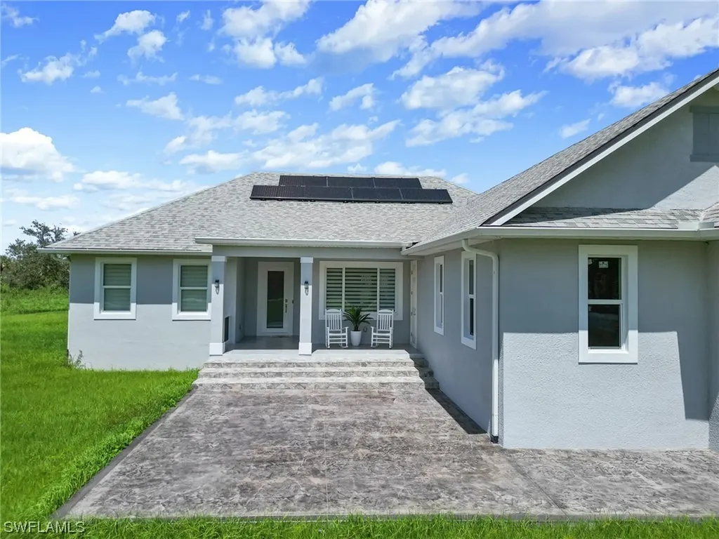 3525 22nd Avenue SE Naples FL 34117