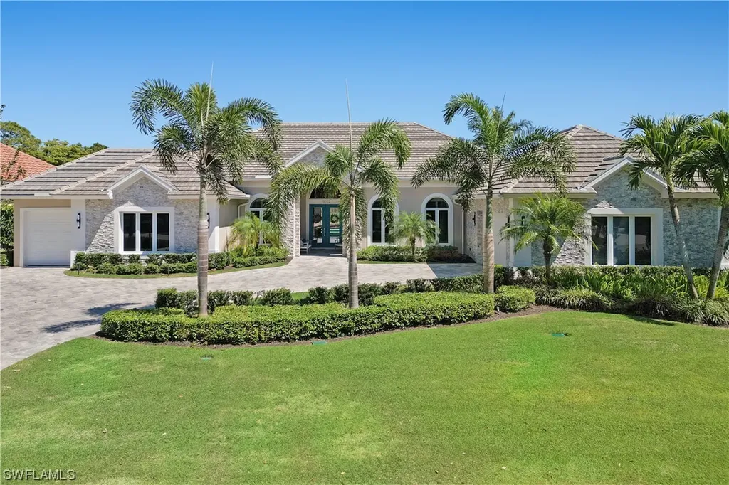 15302 Pembroke Point Naples FL 34110
