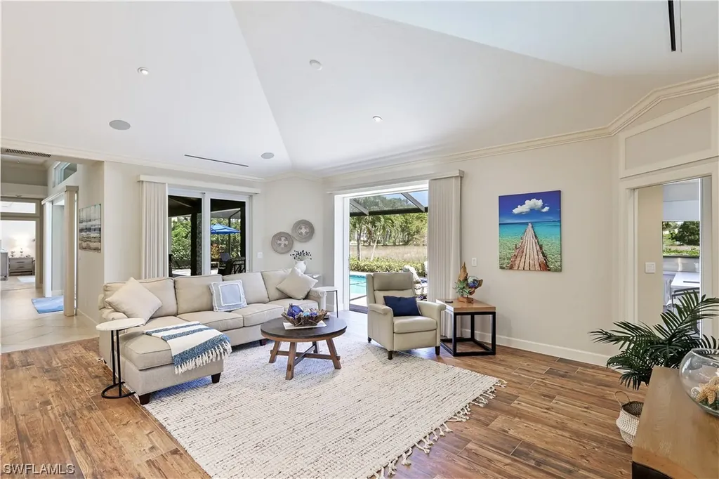 15302 Pembroke Point Naples FL 34110