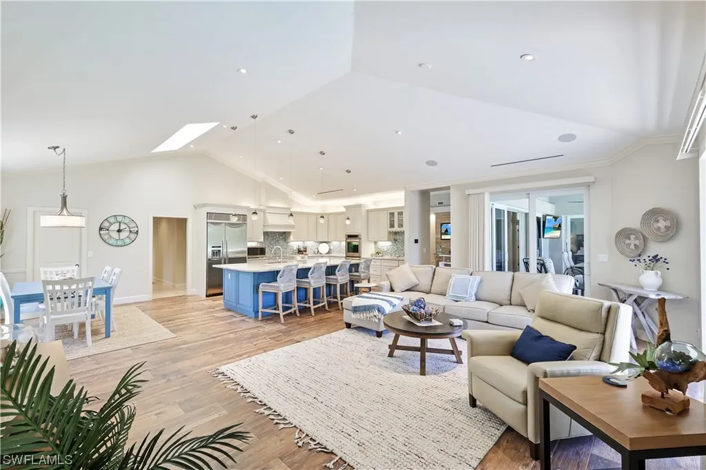 15302 Pembroke Point Naples FL 34110