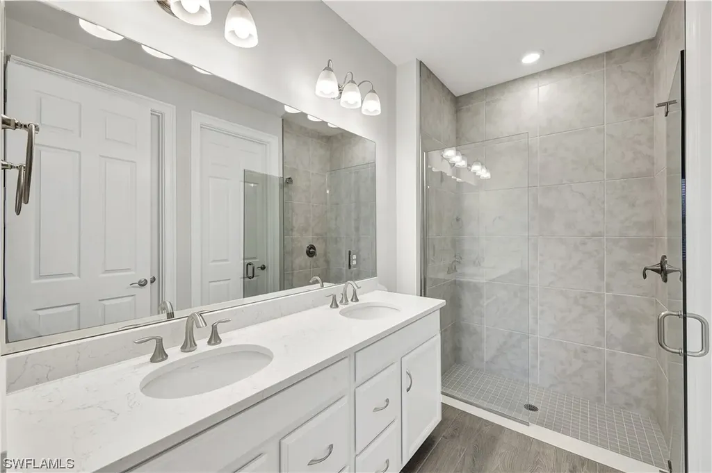 873 Enbrook Loop Naples FL 34114