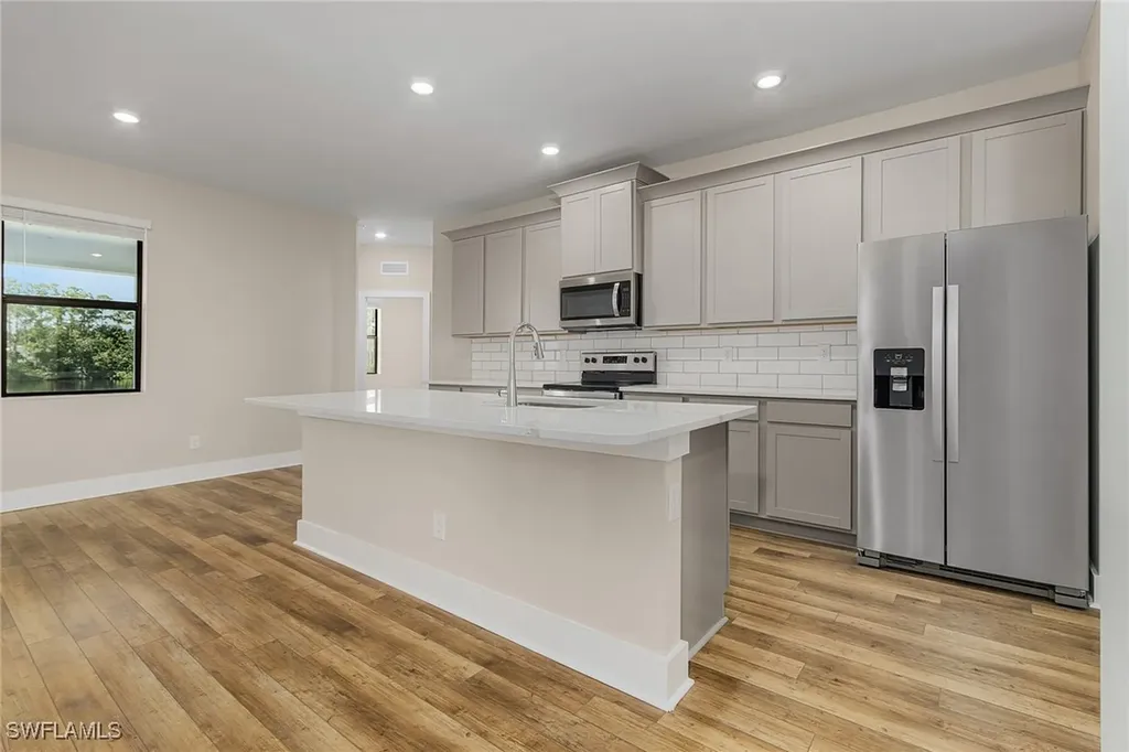 979 Admiral Bull Halsey Avenue Labelle FL 33935