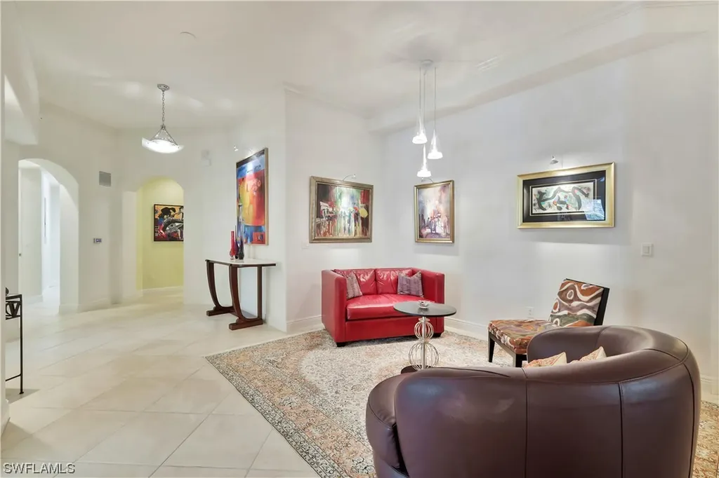 6501 Crown Colony Place Naples FL 34108