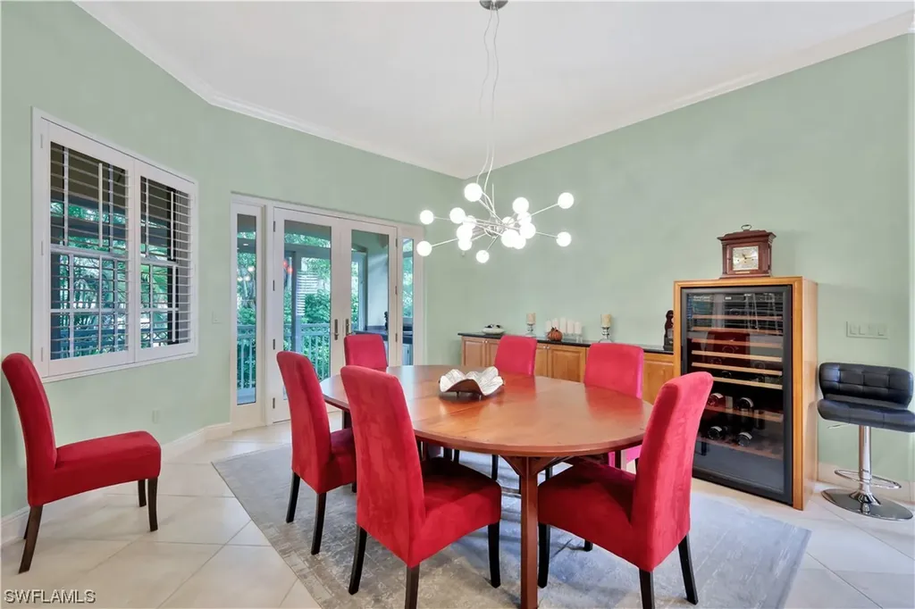 6501 Crown Colony Place Naples FL 34108