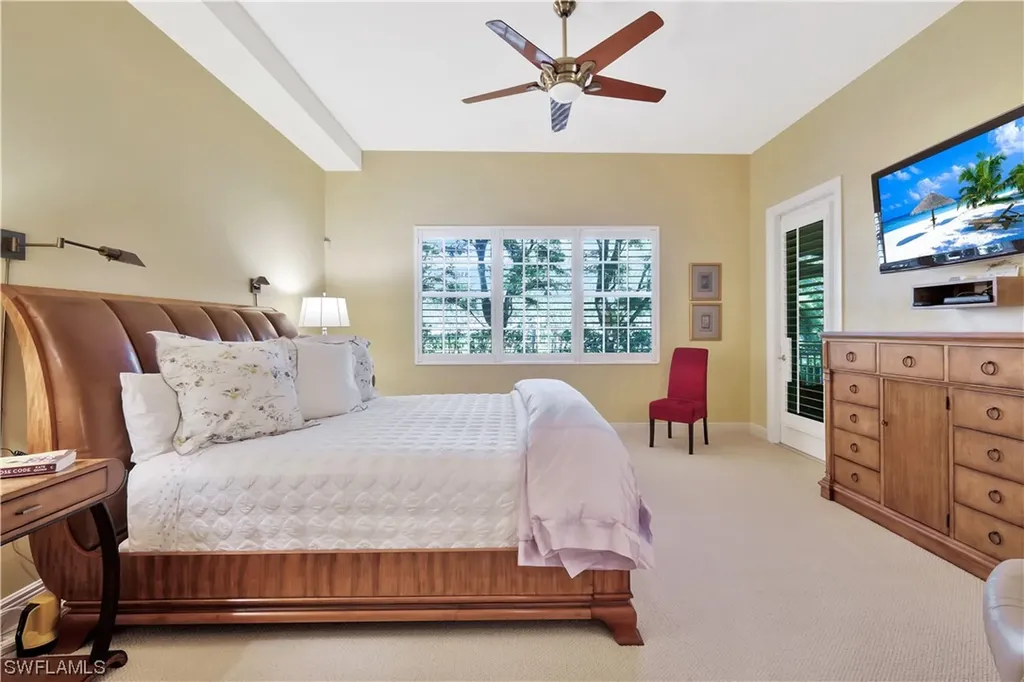 6501 Crown Colony Place Naples FL 34108