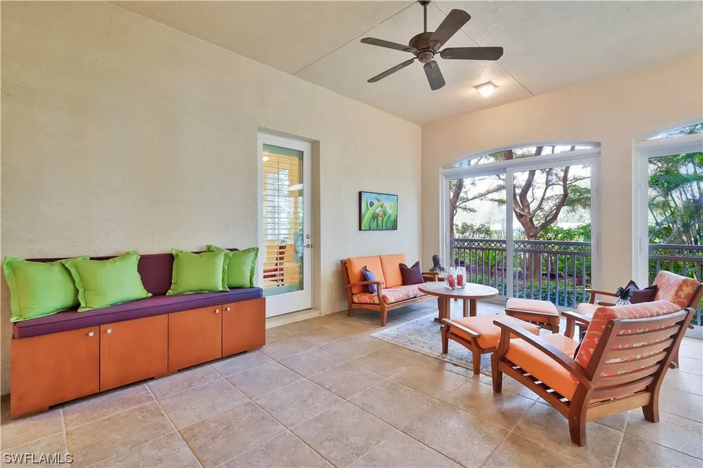 6501 Crown Colony Place Naples FL 34108
