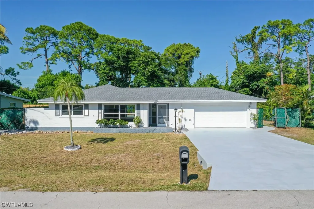 8631 Exeter Street Fort Myers FL 33907