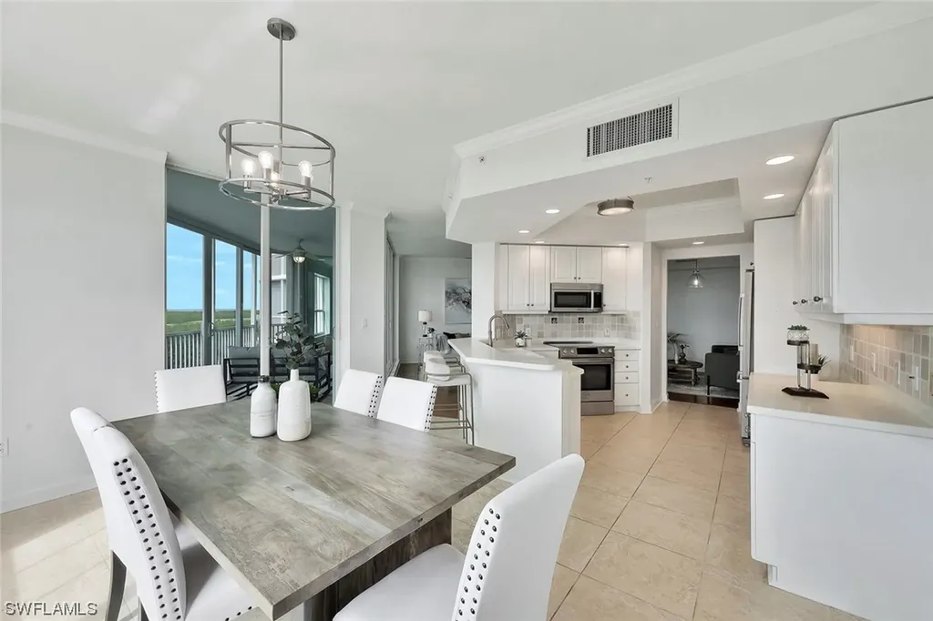 300 Dunes Boulevard Naples FL 34110