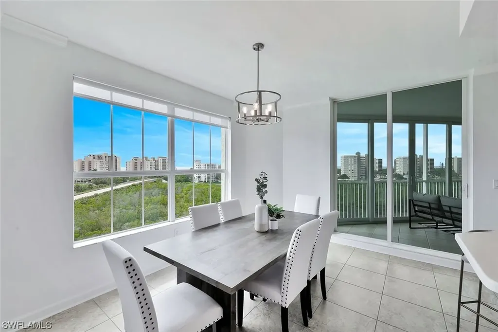 300 Dunes Boulevard Naples FL 34110