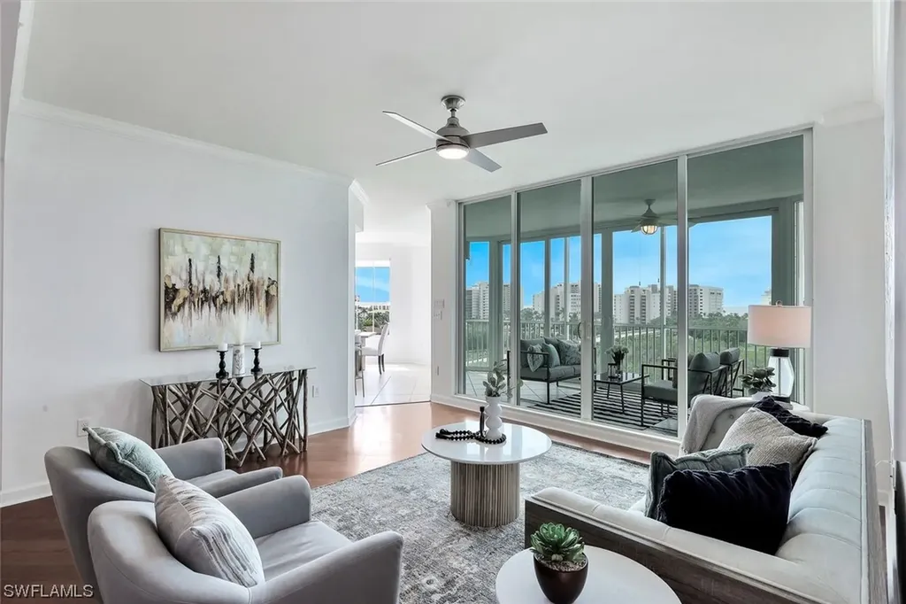 300 Dunes Boulevard Naples FL 34110