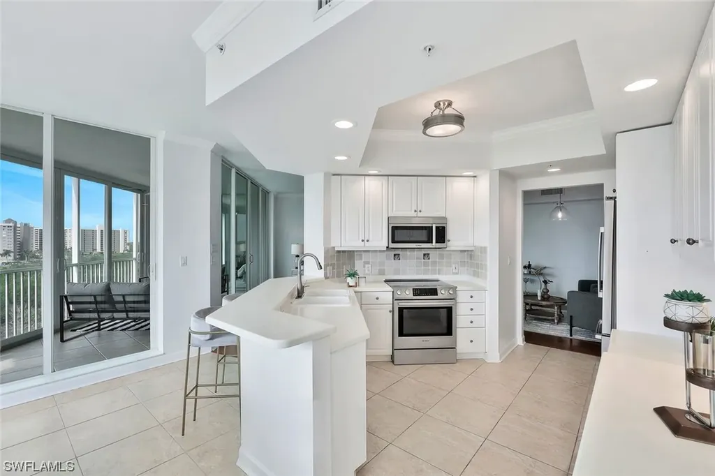 300 Dunes Boulevard Naples FL 34110