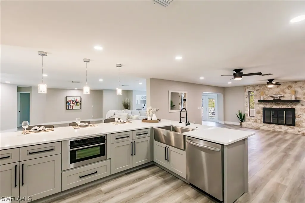 362 Pinehurst Circle Naples FL 34113